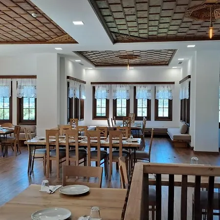 Gasthof Pupa Winery Serene Berat
