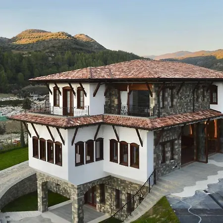 Pupa Winery Serene 3* בראט