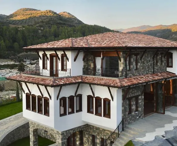 Pupa Winery Serene 3* Berat